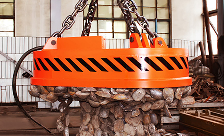 Elevador Electromagnético para Excavadora